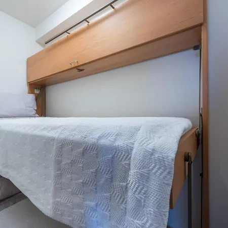 Guestready - Parrot In The Lilies Gæstehus 3*